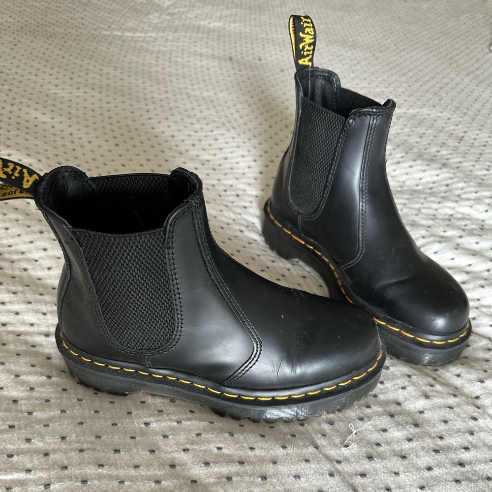 Chelsea boots